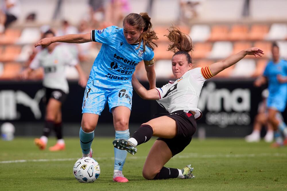 VCF Femenino 1 - 2 Tenerife